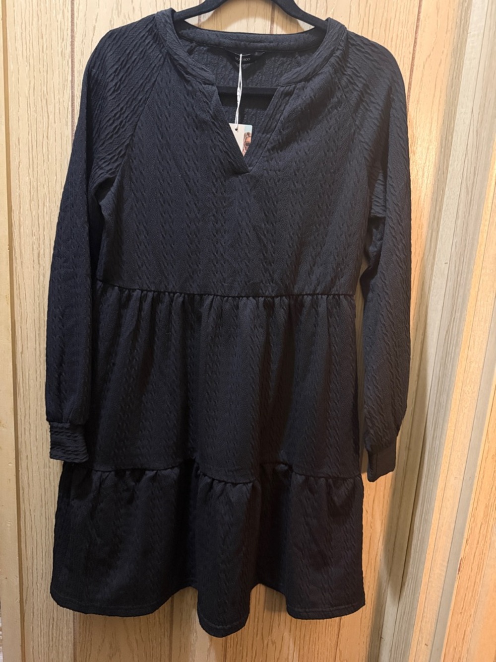 5/$20 - Women's Black Tiered Long-Sleeve Casual Dress